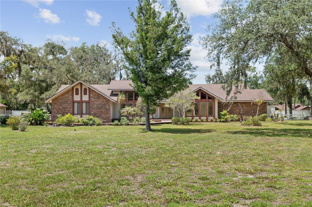 Image 1 of property listing at 338 ROCKWELL CIRCLE, Lake Mary, FL 32746