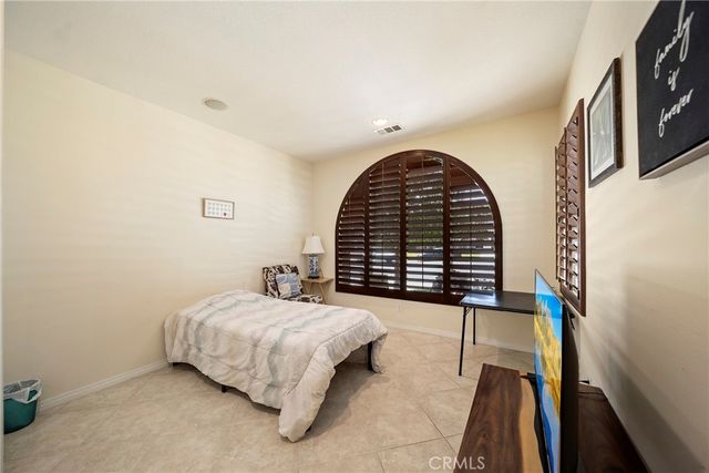 28618 Gabrial Place, Saugus, CA 91390