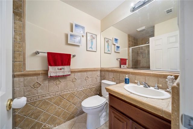 28618 Gabrial Place, Saugus, CA 91390