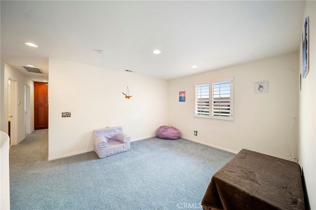 28618 Gabrial Place, Saugus, CA 91390