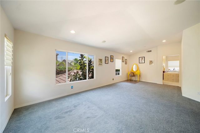28618 Gabrial Place, Saugus, CA 91390