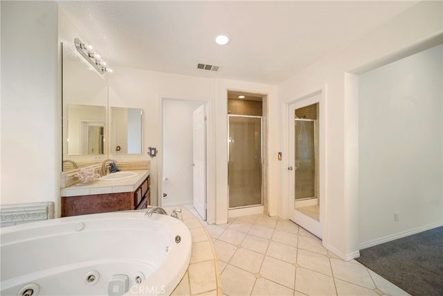 28618 Gabrial Place, Saugus, CA 91390