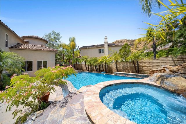28618 Gabrial Place, Saugus, CA 91390