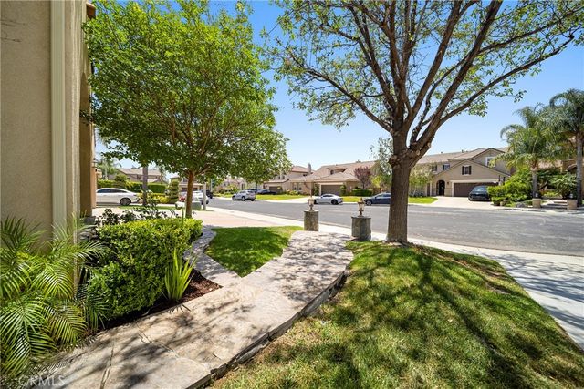 28618 Gabrial Place, Saugus, CA 91390