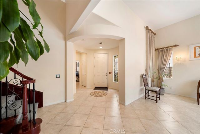 28618 Gabrial Place, Saugus, CA 91390