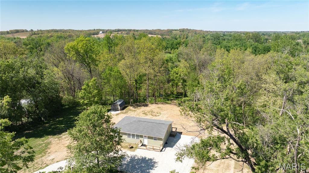 Image 1 of property listing at 228 W Kane Road, Kane, IL 62054