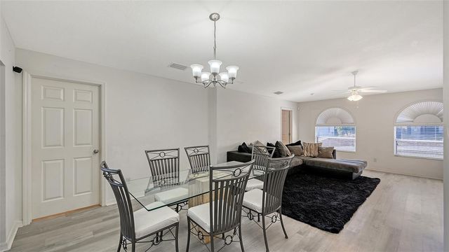 625 VERROCCHIO DRIVE 625, Nokomis, FL 34275