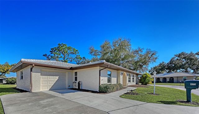 625 VERROCCHIO DRIVE 625, Nokomis, FL 34275