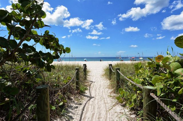 625 VERROCCHIO DRIVE 625, Nokomis, FL 34275