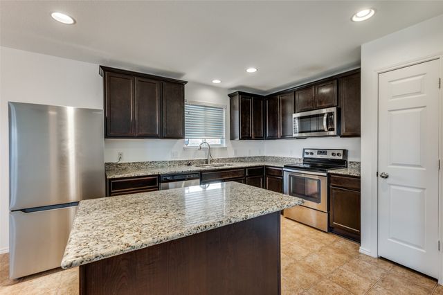 1700 Abby Creek Drive, Little Elm, TX 75068