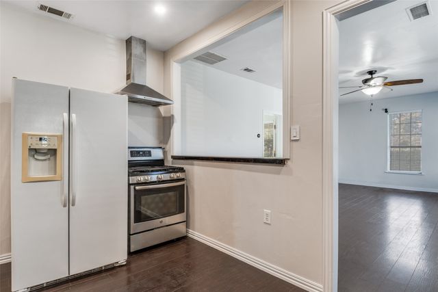 616 Wayne Street, Dallas, TX 75223