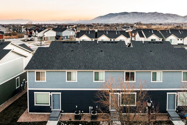 188 E RIVER BEND RD, Saratoga Springs, UT 84045