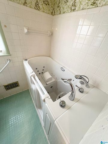 331 W MEDDERS DRIVE, Anniston, AL 36206