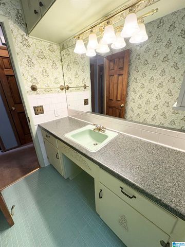 331 W MEDDERS DRIVE, Anniston, AL 36206