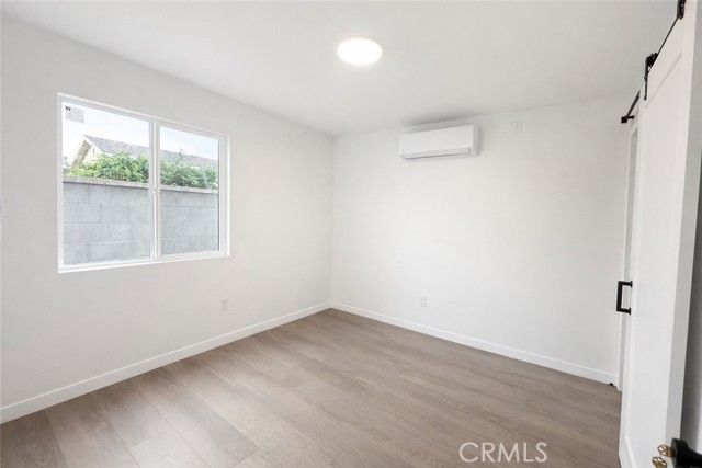 6907 Noble, Van Nuys (los Angeles), CA 91405