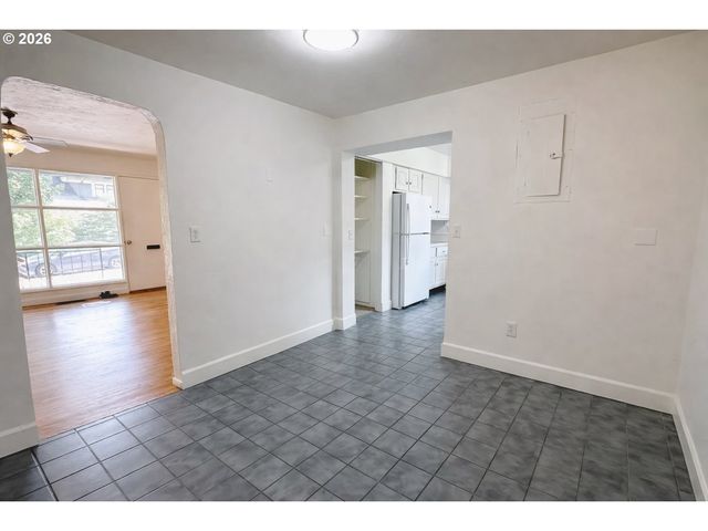 135 Ne 55TH Ave, Portland, OR 97213