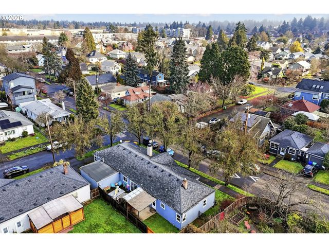 135 Ne 55TH Ave, Portland, OR 97213