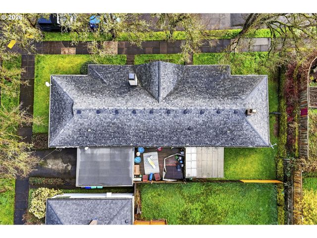 135 Ne 55TH Ave, Portland, OR 97213