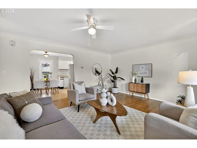 135 Ne 55TH Ave, Portland, OR 97213