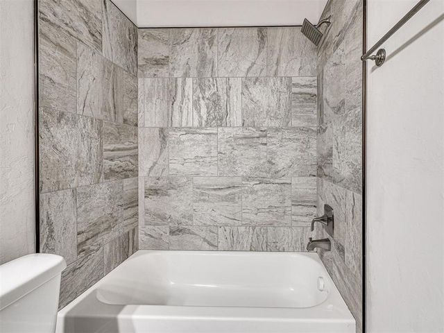 3012 NW 184th Terrace, Edmond, OK 73012