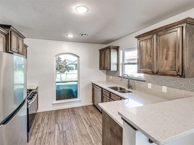 3012 NW 184th Terrace, Edmond, OK 73012