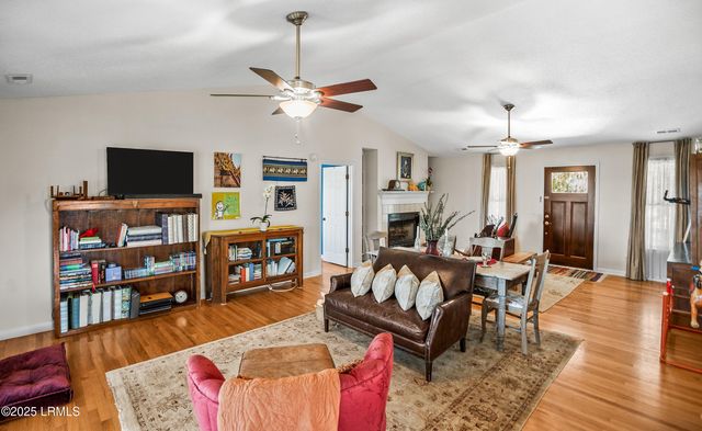 16 Cameroon Drive, Beaufort, SC 29907