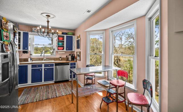 16 Cameroon Drive, Beaufort, SC 29907