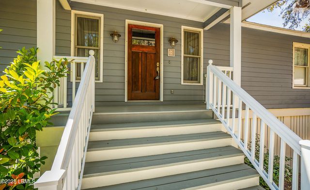 16 Cameroon Drive, Beaufort, SC 29907