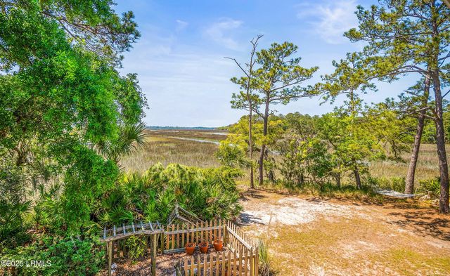 16 Cameroon Drive, Beaufort, SC 29907