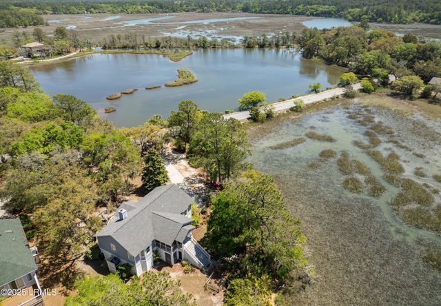 16 Cameroon Drive, Beaufort, SC 29907