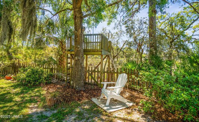 16 Cameroon Drive, Beaufort, SC 29907