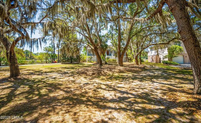 16 Cameroon Drive, Beaufort, SC 29907