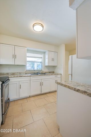 906 Boulder Drive, South Daytona, FL 32119