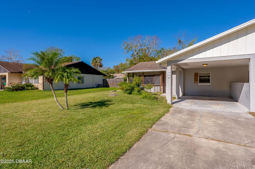 906 Boulder Drive, South Daytona, FL 32119