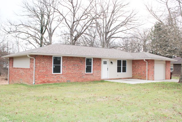 404 Pleasant Drive, North Vernon, IN 47265