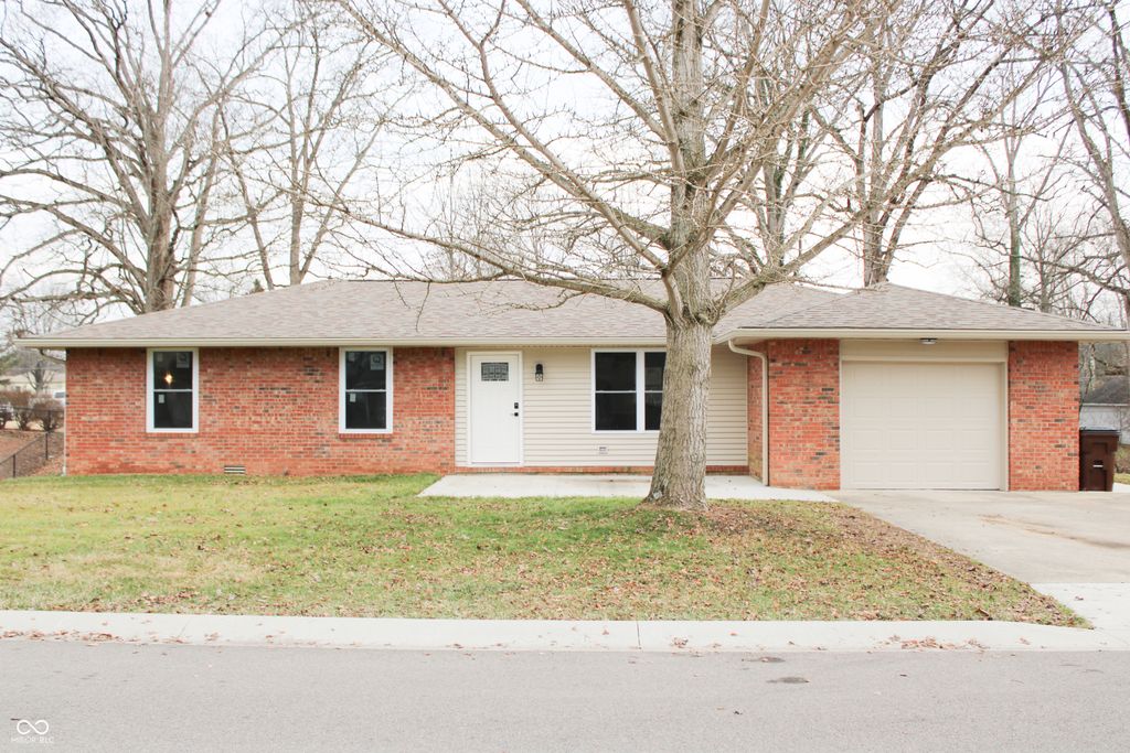 404 Pleasant Drive, North Vernon, IN 47265