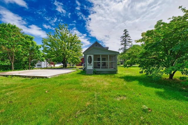 6 Nemasket Street, Middleboro, MA 02346