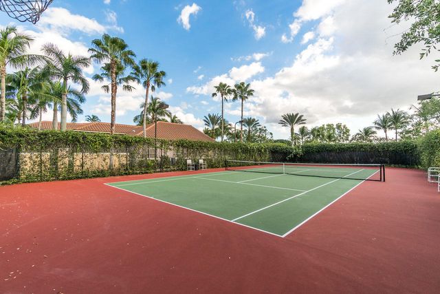 11740 St Andrews Place 207, Wellington, FL 33414