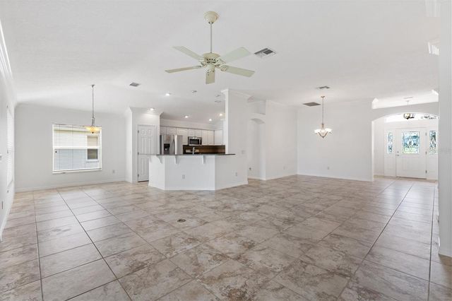 1649 HARTSVILLE TRAIL, The Villages, FL 32162