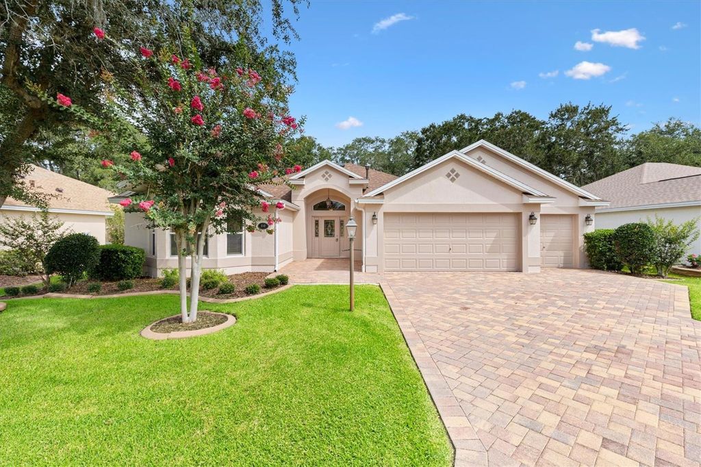 1649 HARTSVILLE TRAIL, The Villages, FL 32162
