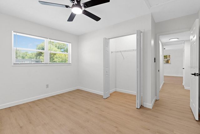 207 W BOUGAINVILLEA AVENUE, Tampa, FL 33612