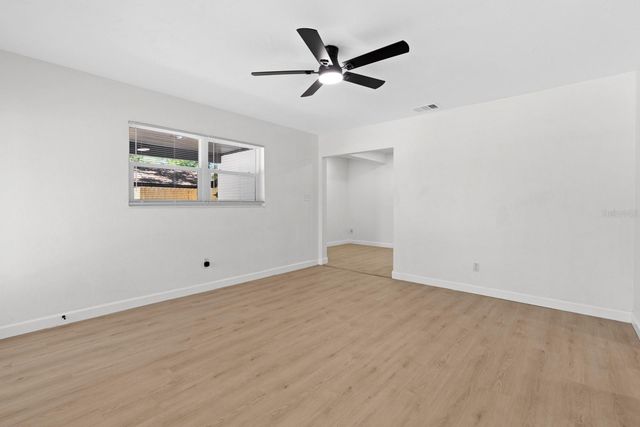 207 W BOUGAINVILLEA AVENUE, Tampa, FL 33612