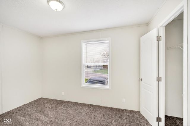 154 Echo Lake E, Mooresville, IN 46158