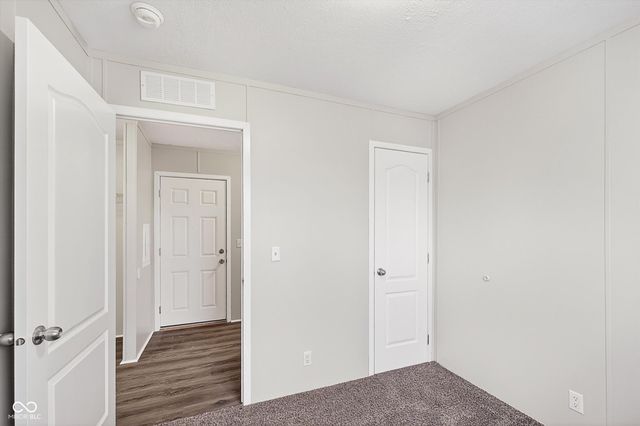 154 Echo Lake E, Mooresville, IN 46158