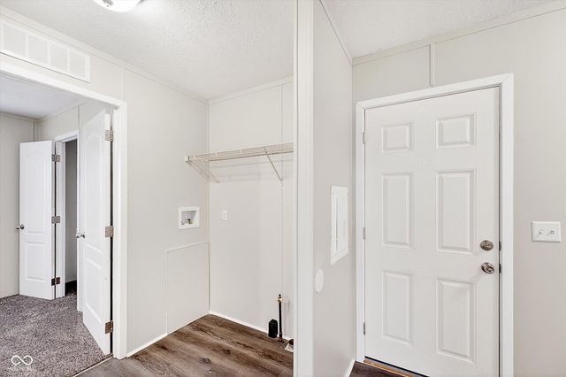 154 Echo Lake E, Mooresville, IN 46158