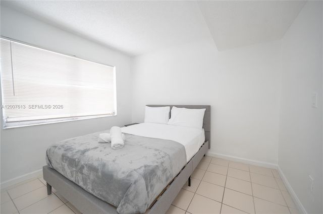 500 NE 26th St 2C, Miami, FL 33137