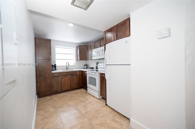 500 NE 26th St 2C, Miami, FL 33137