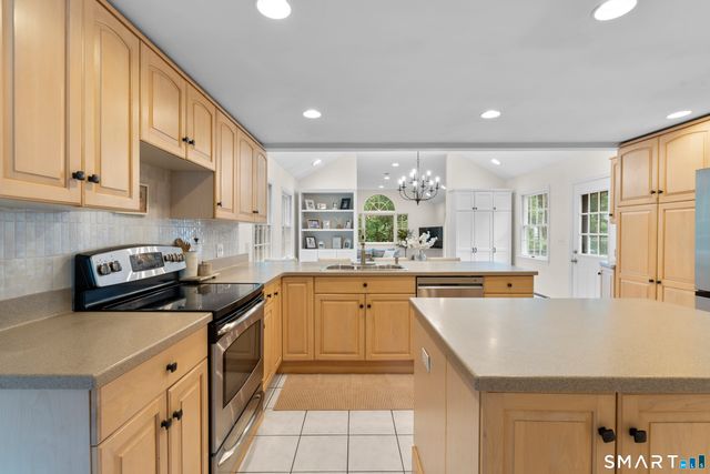 19 Alvin Drive, Norwalk, CT 06850