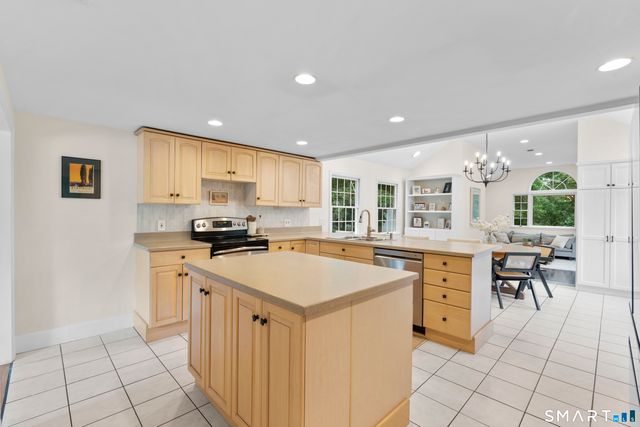 19 Alvin Drive, Norwalk, CT 06850
