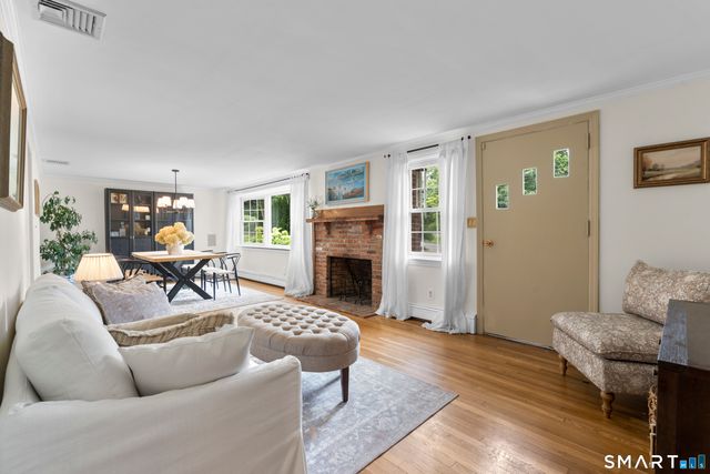 19 Alvin Drive, Norwalk, CT 06850